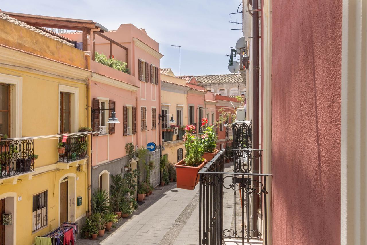 Domus De Silva - Appartamento In Centro Storico A Cagliari Exterior foto