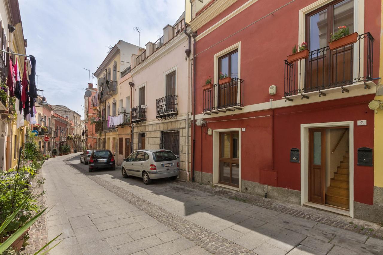 Domus De Silva - Appartamento In Centro Storico A Cagliari Exterior foto